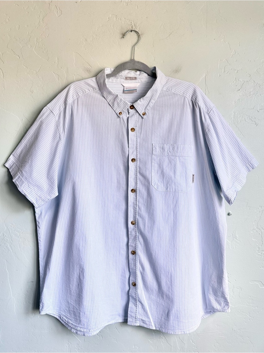 Columbia Light Blue Stripe Short-Sleeve Button-Down Shirt Men's Size XXL EUC